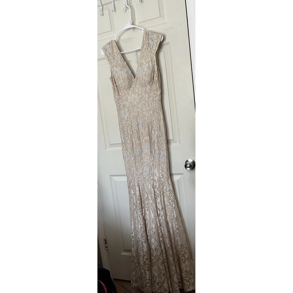 Jovani Embellished Floral Lace Long Mermaid Formal Dress Nude Sz 2 NWT Wedding